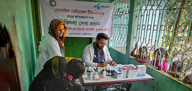 Grameenphone and Bangladesh Red Crescent Society unite for relief to flood affected people